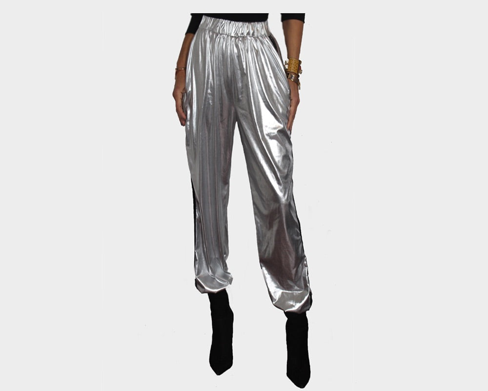 9.9 Silver Jog Pants - The Manhattan