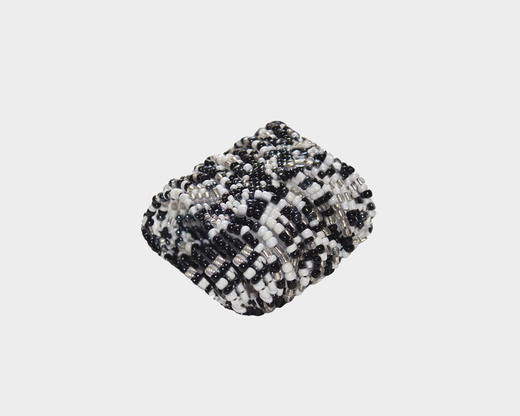 Black and white Cascade of beads bracelet - The Milan