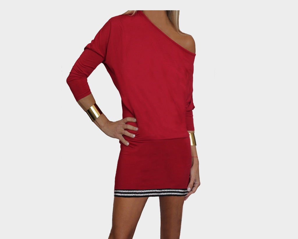56 Cherry Red off-shoulder style dress - The Soho